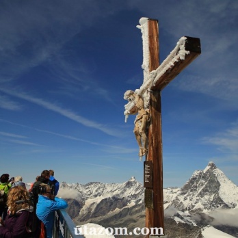 Magasan Zermatt felett a Klein Matterhorn s a Gleccserkert